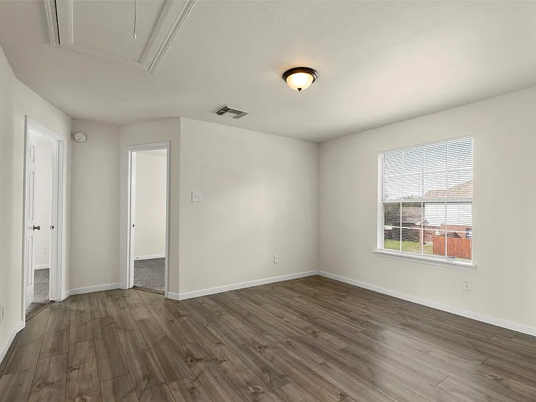 14106 Kinsbourne Ln — Photo 18