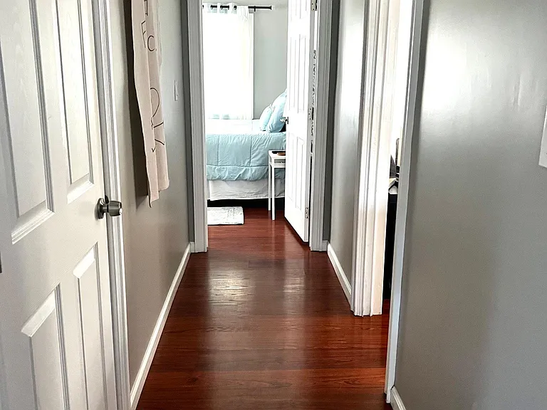 220 Avenue A — Photo 24