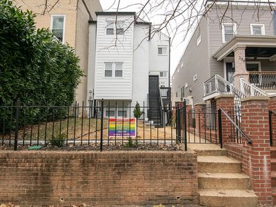 232 14th Pl NE, Washington, DC, 20002