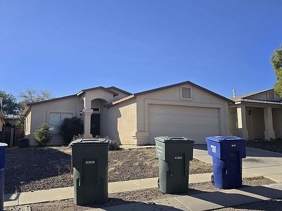 3rd image of 1851 W Horn Mesa Pl