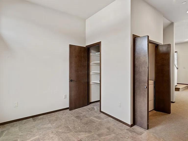 184 Madrona Way NE — Photo 8