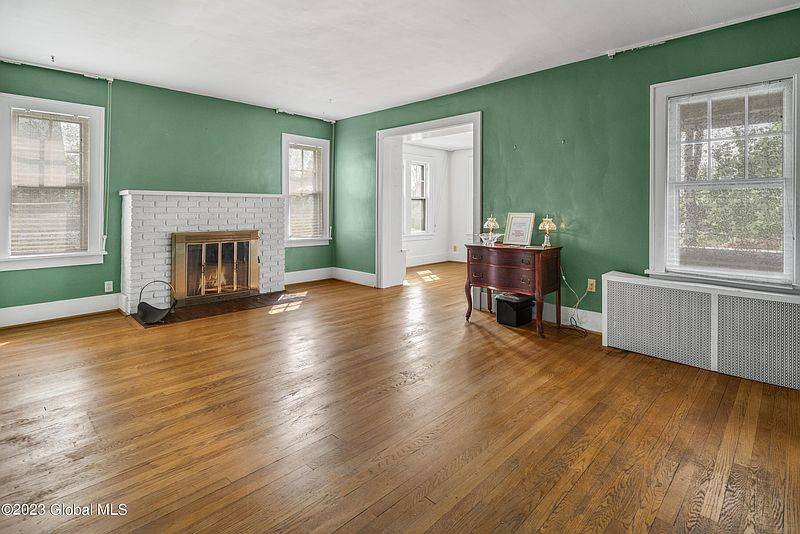 2nd image of 1606 Randolph Road