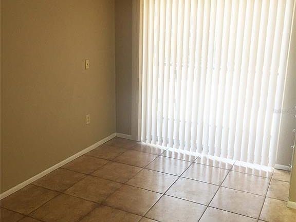 4th image of 129 Blue Pointe Way #220-220-220