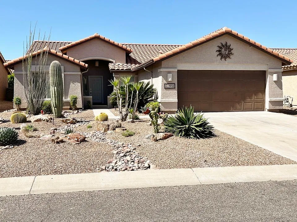 2050 E Cypress Canyon Dr