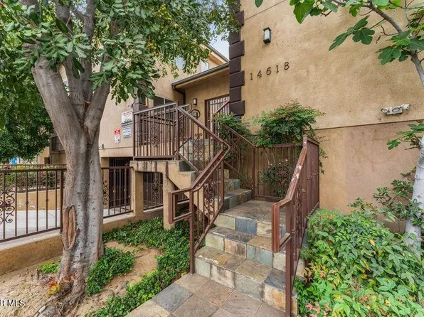 14618 Gilmore St Unit 16, Van Nuys, CA 91411