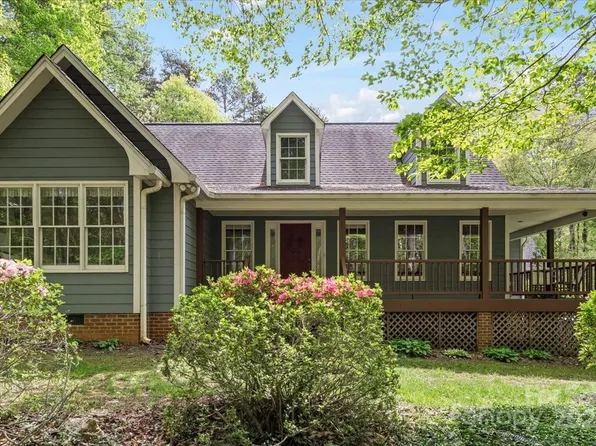 705 Normandy Rd, Mooresville, NC 28117