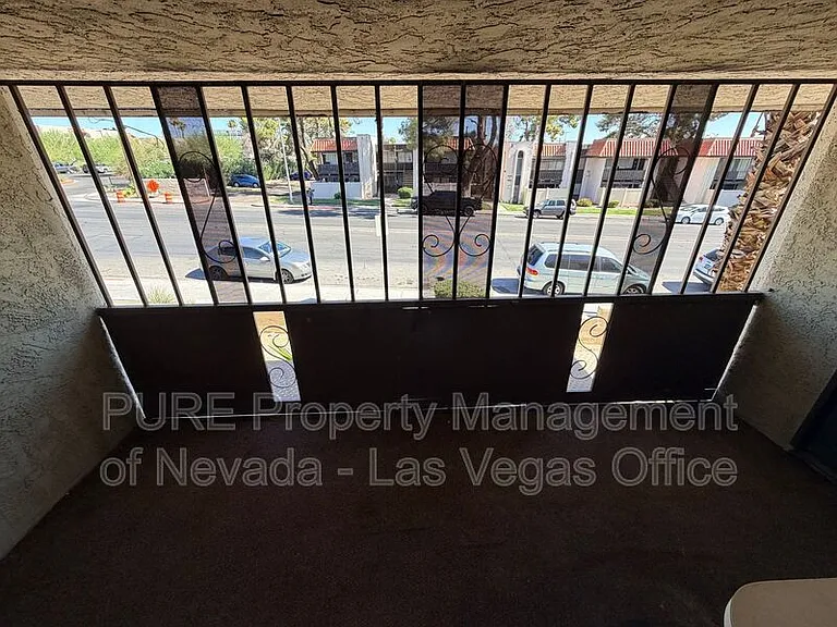 1405 Vegas Valley Dr #52-bldg 7 — Photo 21