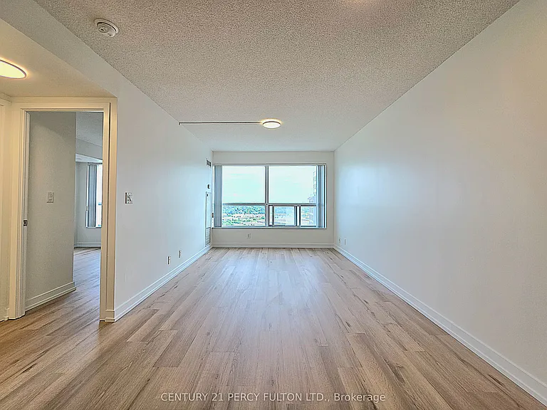 36 Lee Centre Dr #2108 — Photo 4