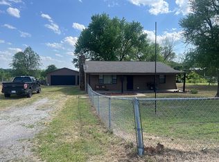 121 20th Rd, Burbank, OK 74633