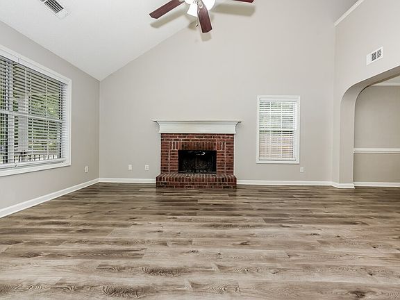 4th image of 333 Chase Marion Way