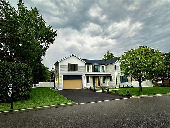 3rd image of 171 Newcomb Rd