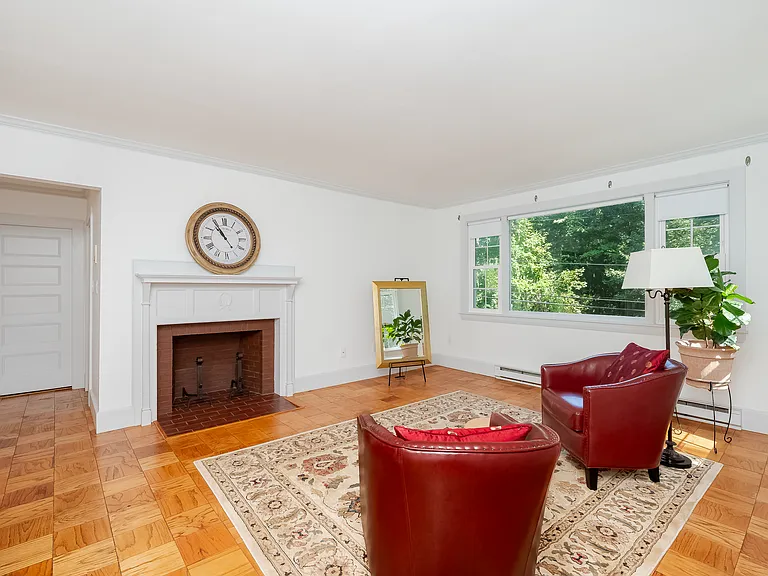 19 Norwood Farms Rd #2R — Photo 9