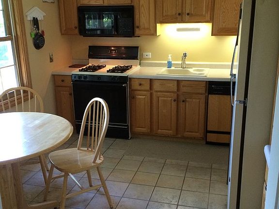 2nd image of 1339 E Gloria Dr