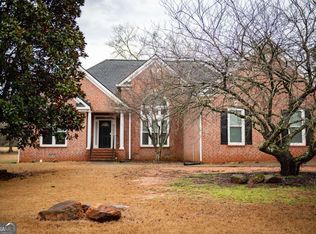 651 Chesterfield Rd, Bogart, GA 30622