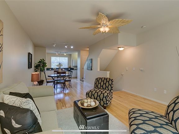 3rd image of 3116 164th St SW APT 2207