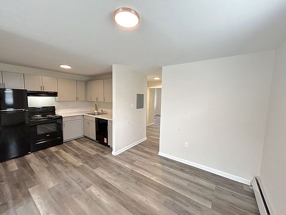 4th image of 101 W Baltimore Ave #F03