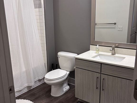 5th image of 5090 Peachtree Blvd #1121