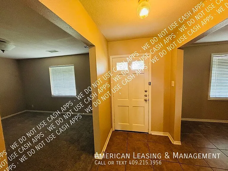 4417 Willowglen St — Photo 7
