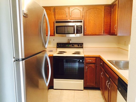 3rd image of 5772 Niblick Pl