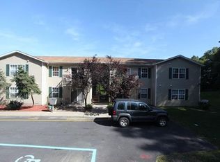 78 High St APT 5, Chester, NY 10918