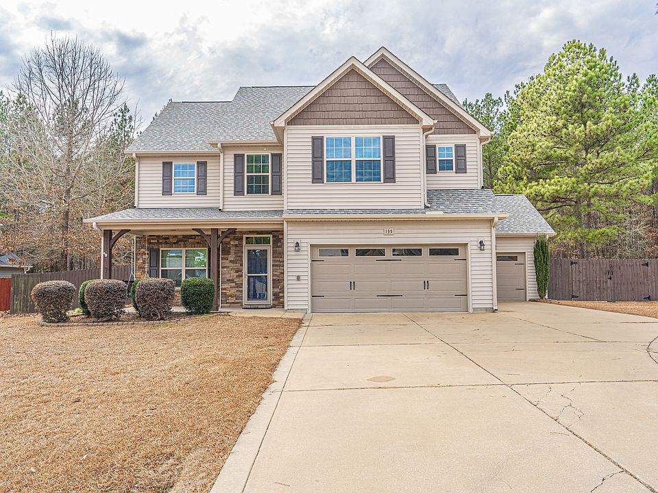 1st image of 135 Almond Dr