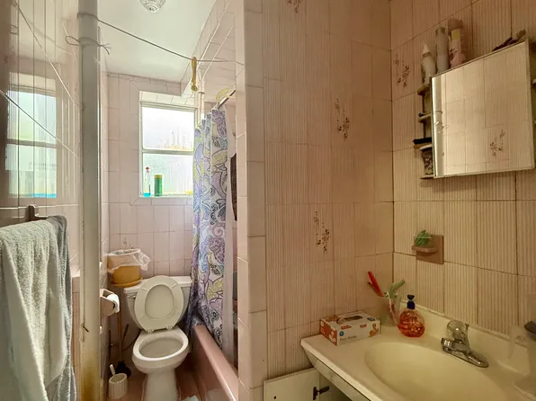 2125 77th Street image 12 of 17