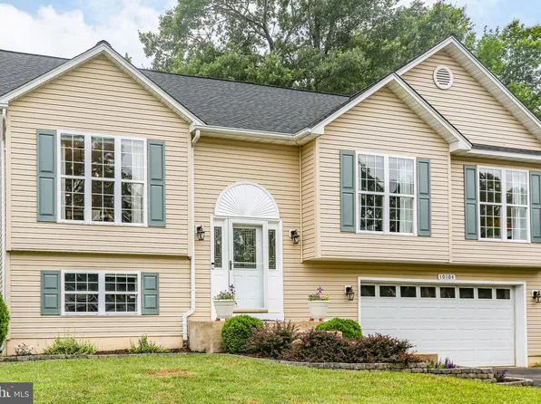 10104 S Fulton Dr, Fredericksburg, VA 22408
