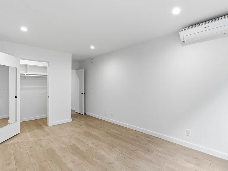 642 NW Knoll Dr — Photo 22