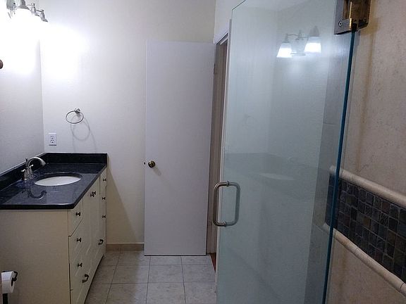 5th image of 3432 Whitman Cir