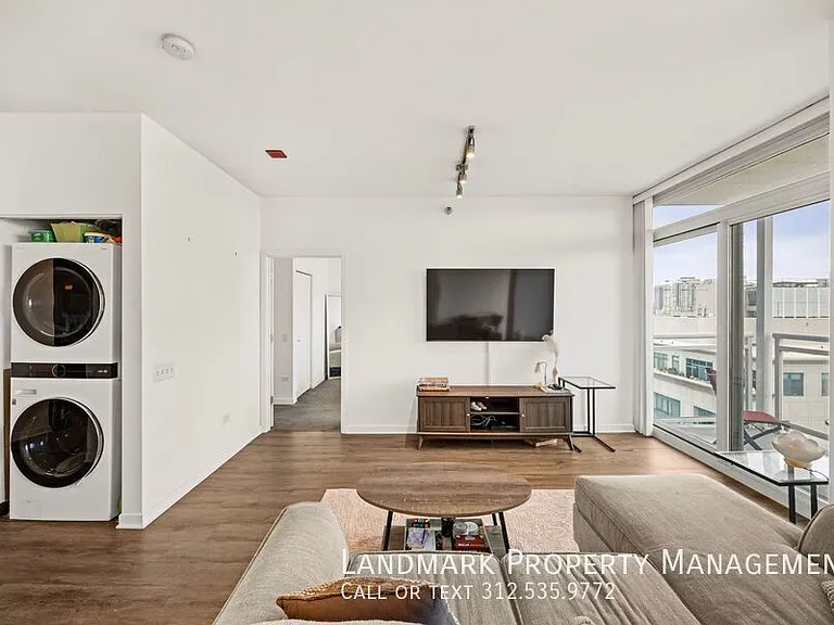 757 N Orleans St #1910 — Photo 18
