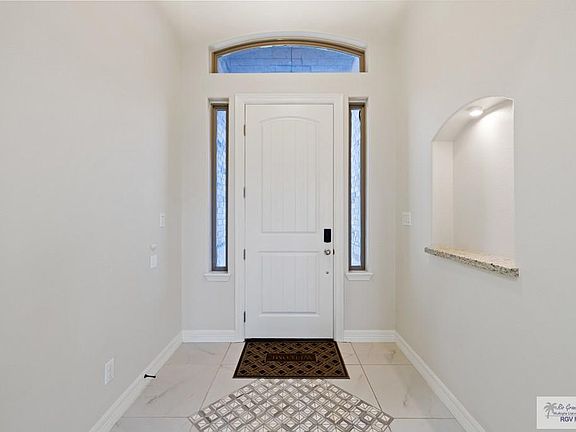 2nd image of 14676 Brownstone Cir S