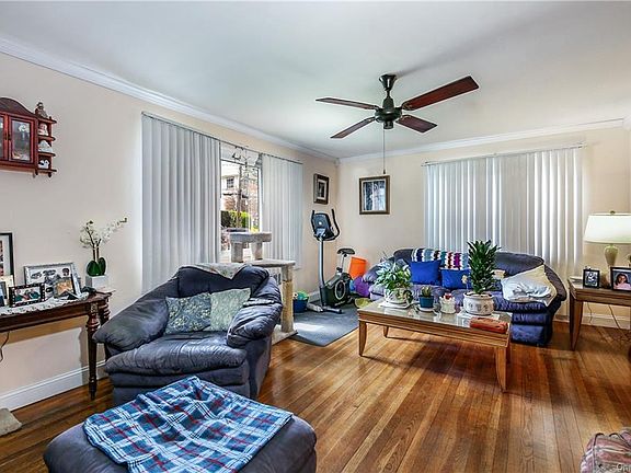 4th image of 111 Hillside Ave