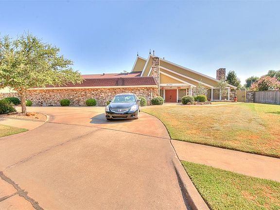 2nd image of 8104 Brownsville Ln