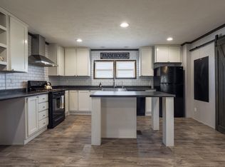 221 La Questa Rd, Torreon, NM 87061