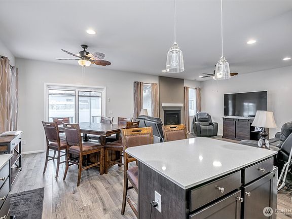 5th image of 106 Hickory Avenue SW #45