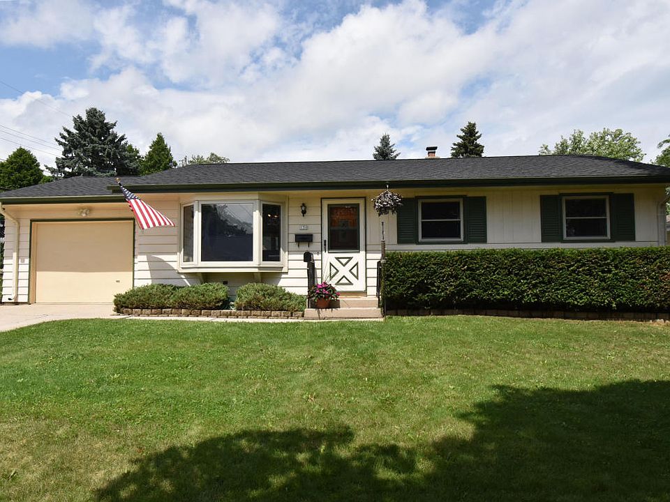 1st image of 130 E Antoine Dr