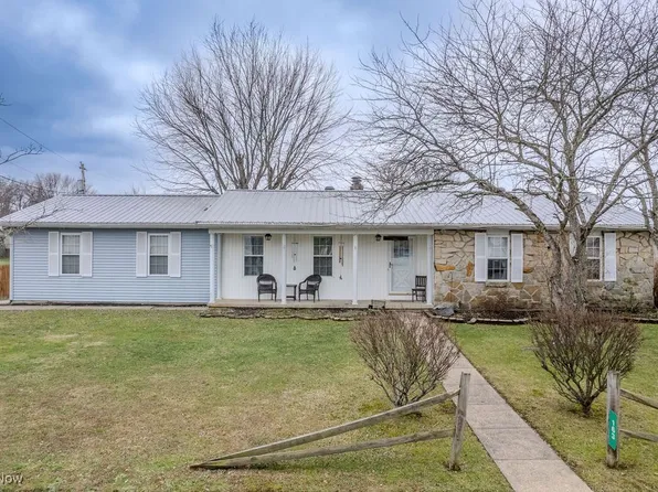 163 Grant Ln, Mineral Wells, WV 26150