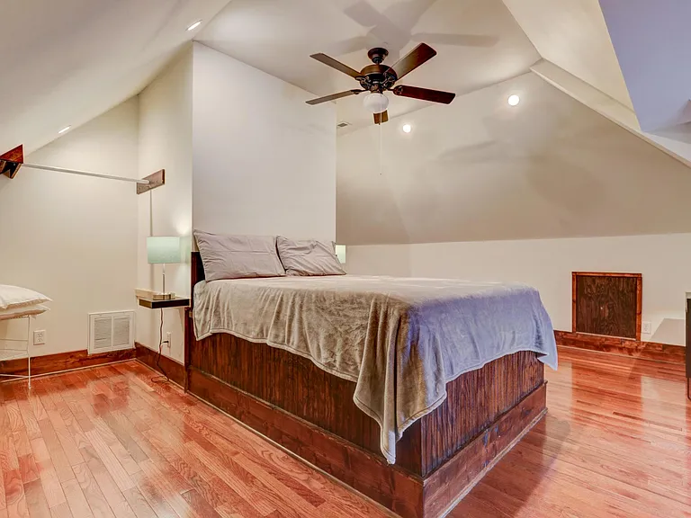 1007 Eleanor St #2 — Photo 13