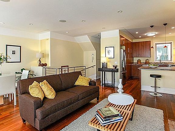 5th image of 1159 Vallejo St