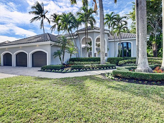 Home For Sale In Broken Sound Country Club