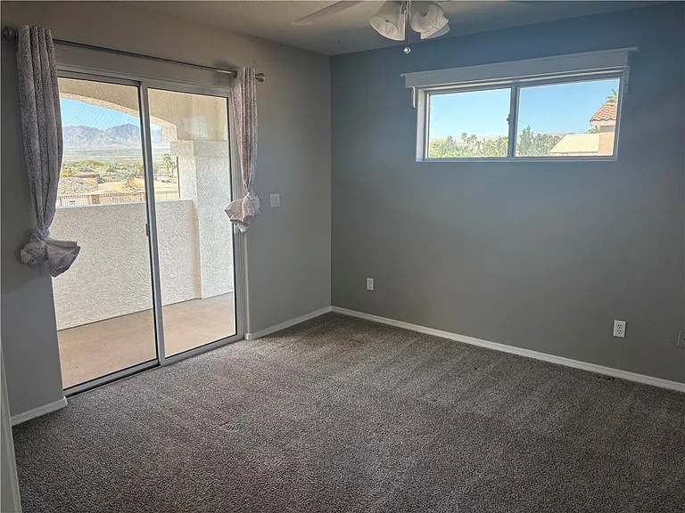 2838 Camino Del Rio — Photo 18