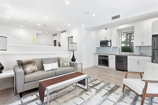 Rented by DK Real Estate Group LLC | media 18