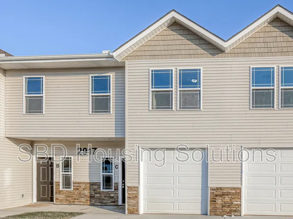 2904 S Harvard Ave #D, Independence, MO 64052