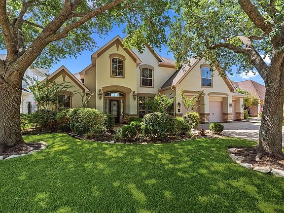 3rd image of 2730 Peninsulas Dr
