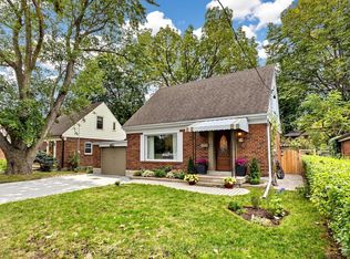 5 Ambleside Ave, Toronto, ON M8Z2H5