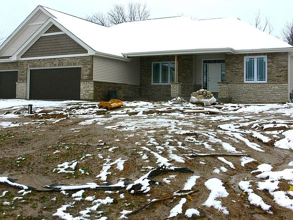 4th image of 7938 Glenwood Dr