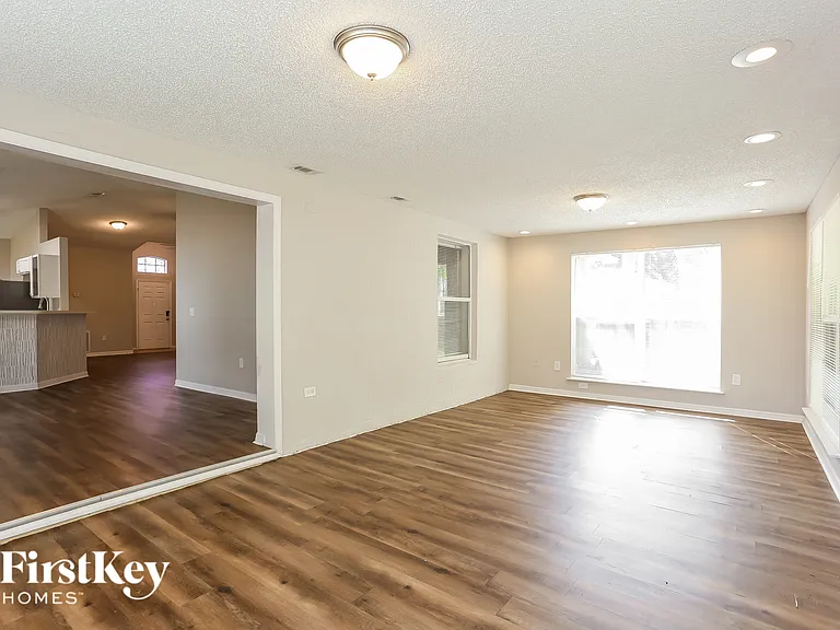 8113 N Misty Meadows Ct — Photo 9