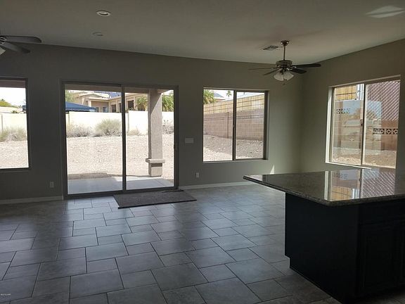 4th image of 480 Highland Dr