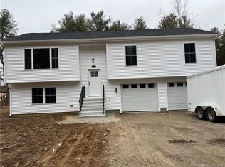 288 Wauregan Rd, Canterbury, CT 06331