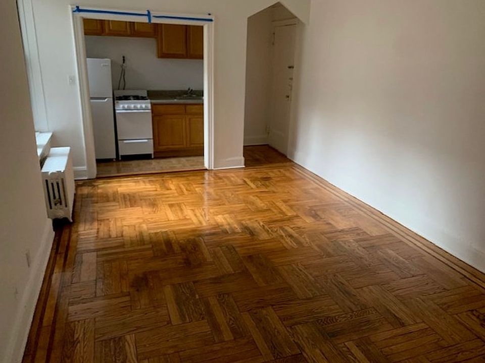 1st image of 4315 46th St APT B16